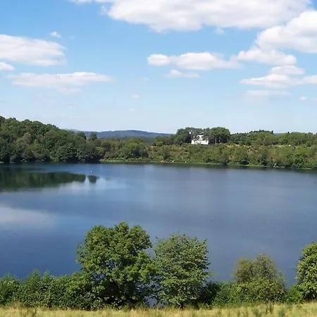 Weiherblick, Vulkaneifel Apartment *